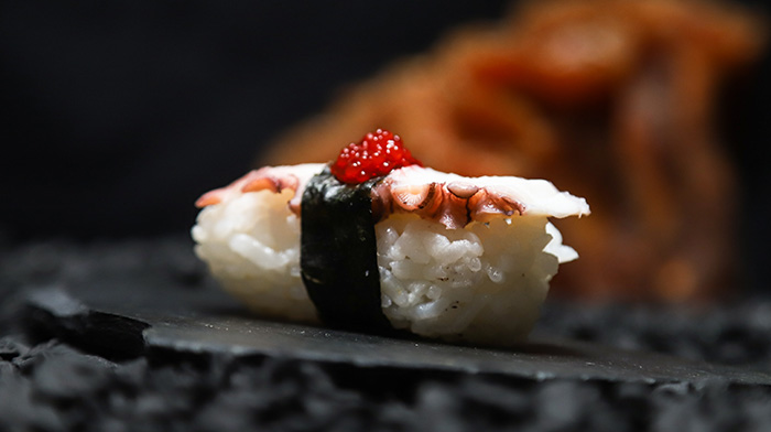 Nigiri de Pulpo y Caviar